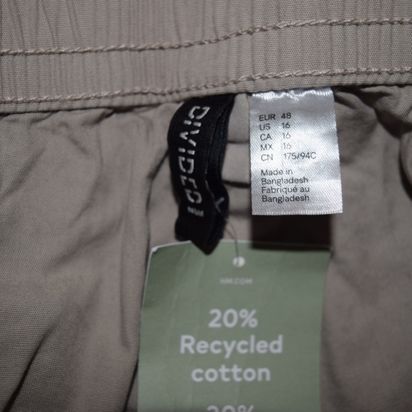 Divided H&M Cargo Pants - Picture 13 of 13